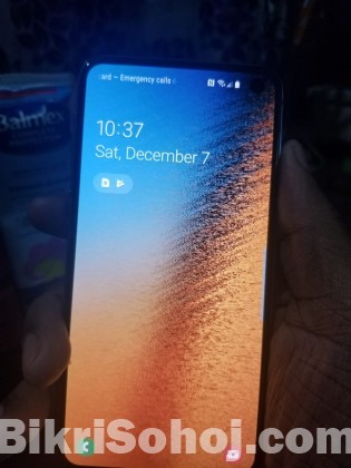 Samsung Galaxy S10e